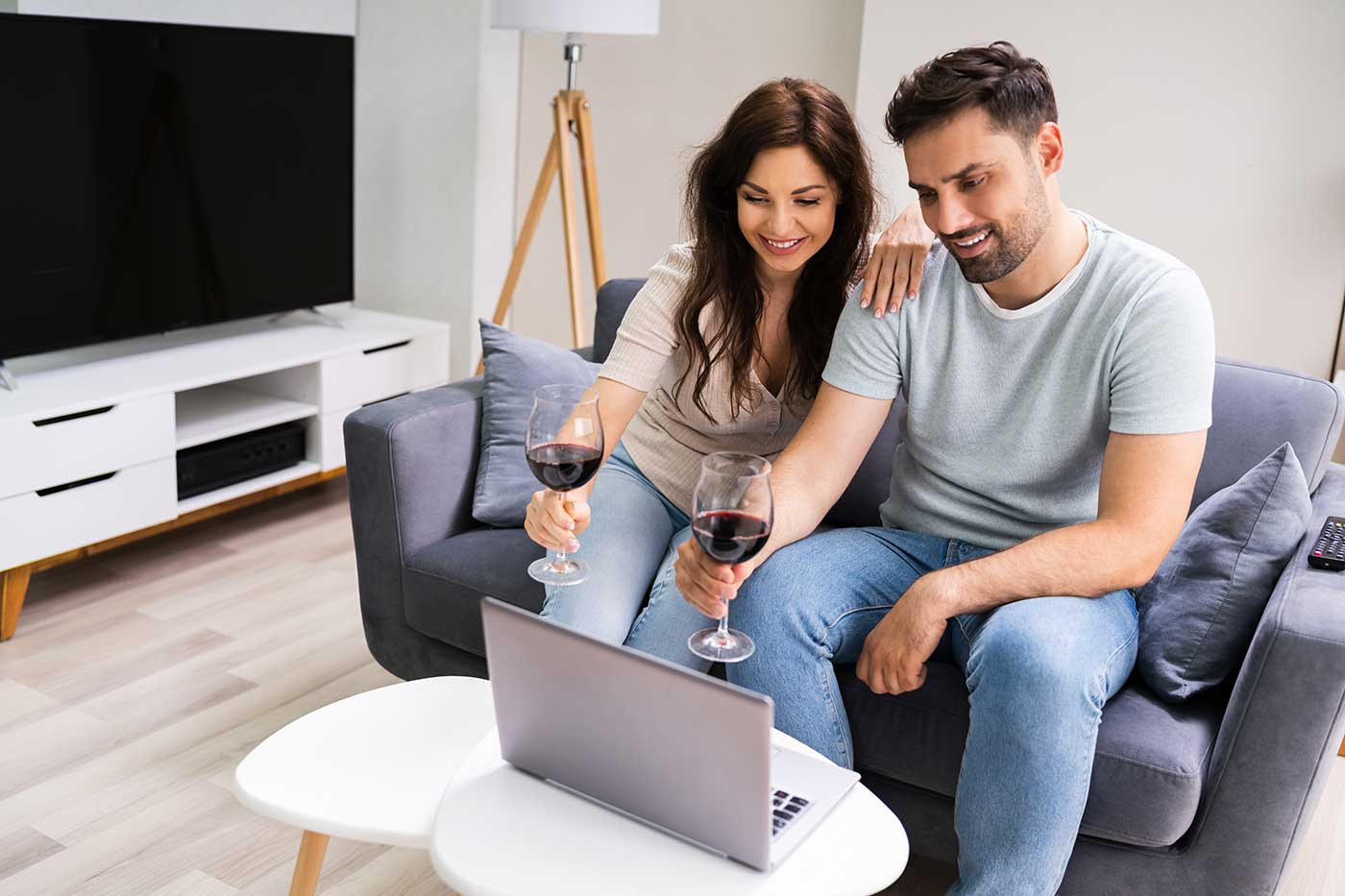 10 Ideas to Spice Up Your 2022 Lockdown Valentine’s Day