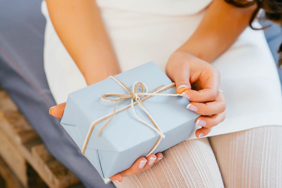 Wedding Anniversary Gifts for Every Milestone